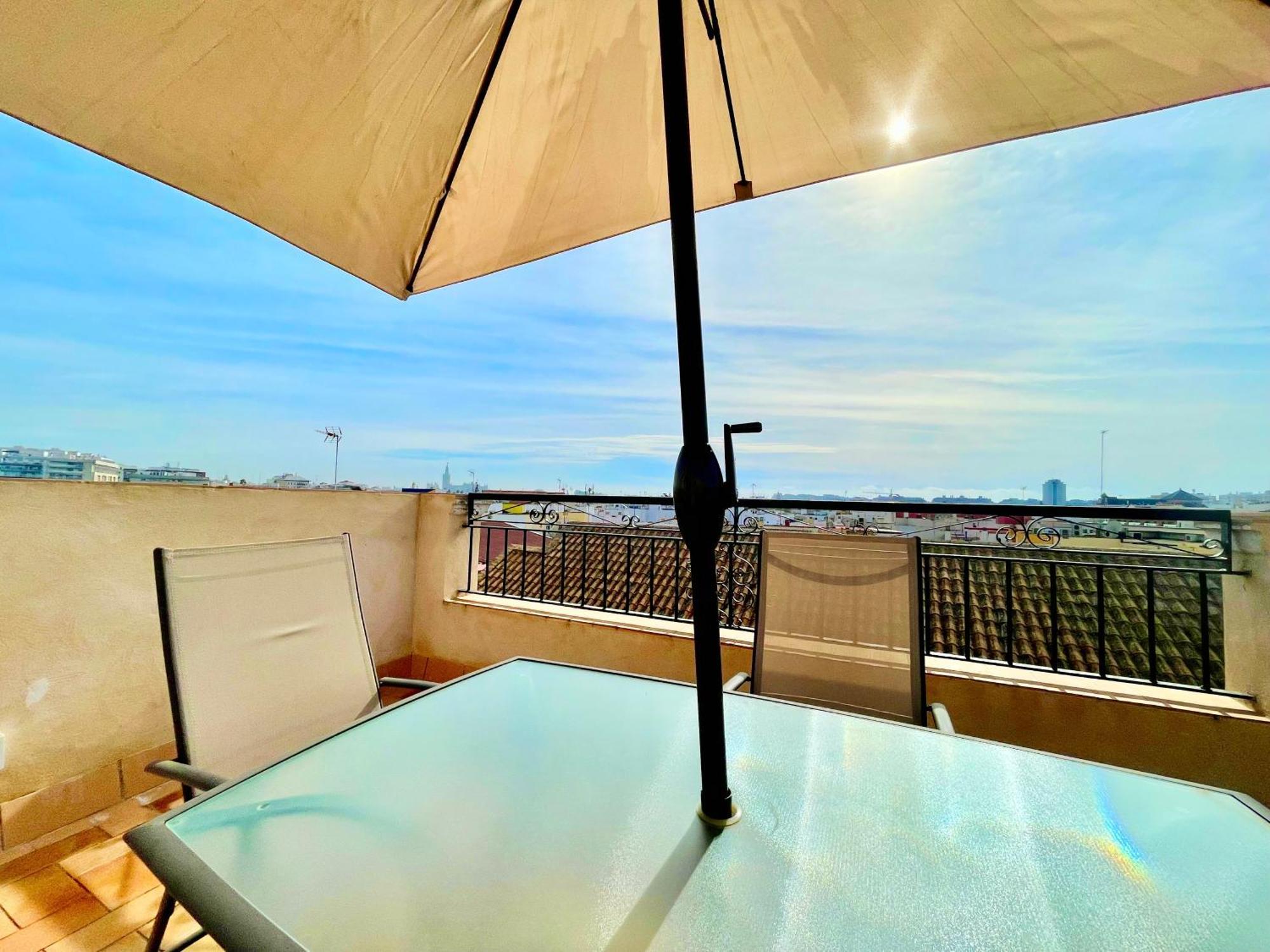 Apartamento Philippe's Triana Con Terraza